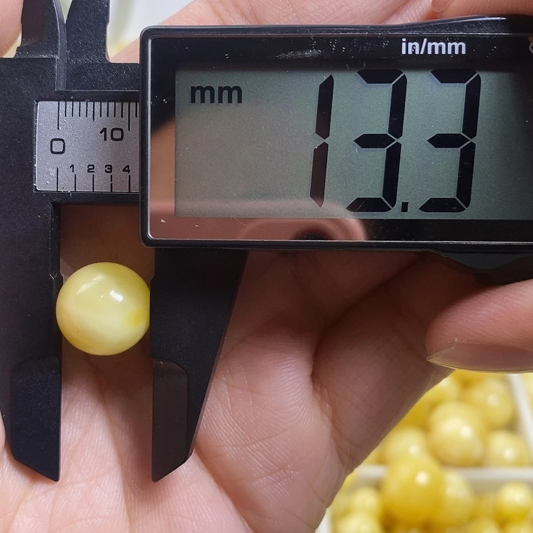 裸石琥珀未镶嵌蜜蜡圆珠