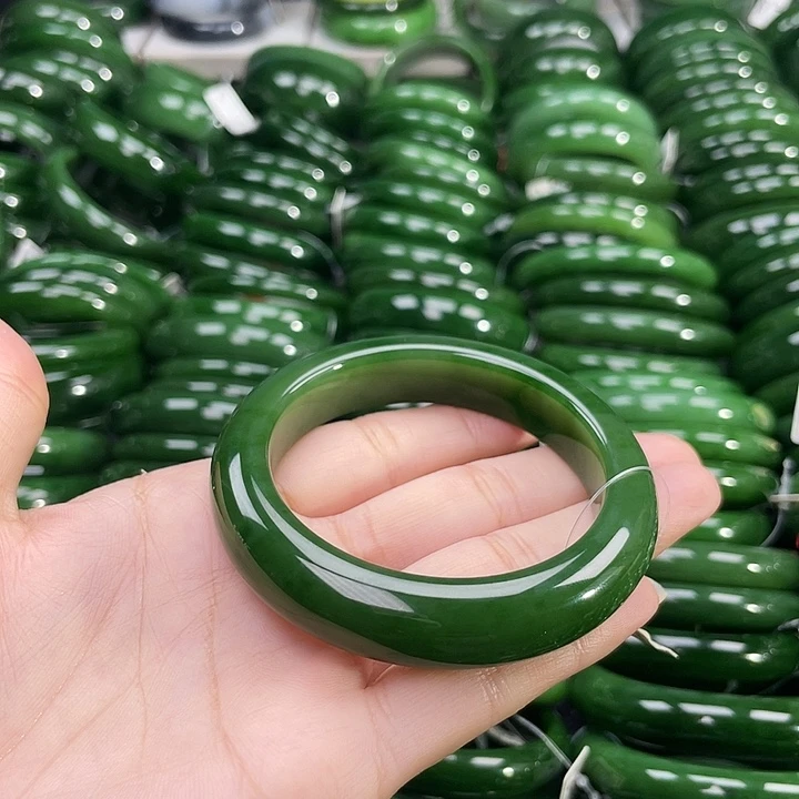 未镶嵌手镯和田玉（碧玉）