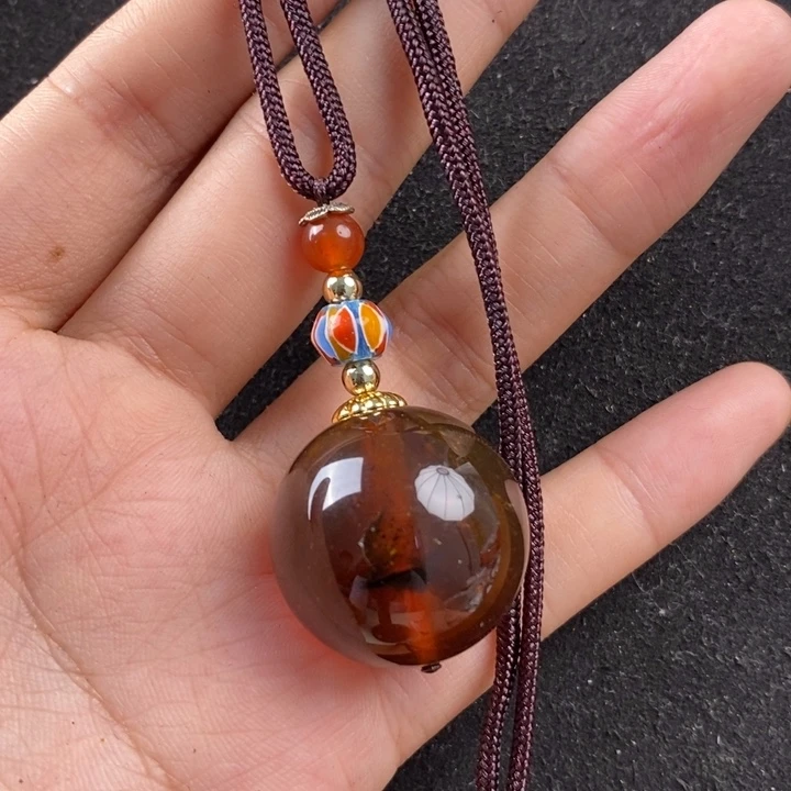 未镶嵌琥珀珠宝奇石