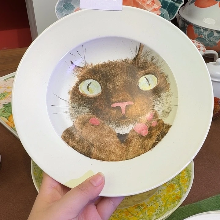J***间景德镇陶瓷艺术品
