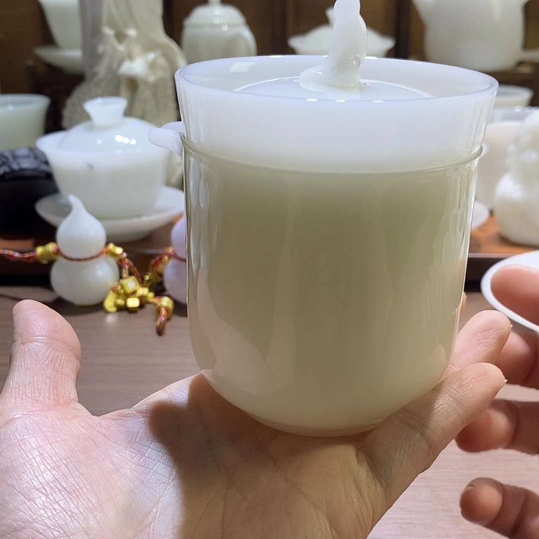 有好大好圆一大碗肉粉吗有