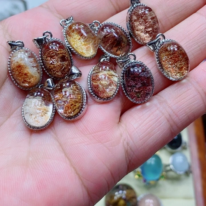 未镶嵌颈饰水晶杰***?水晶