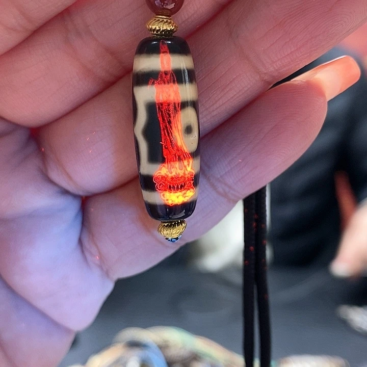 玛瑙/玉髓颈饰合金