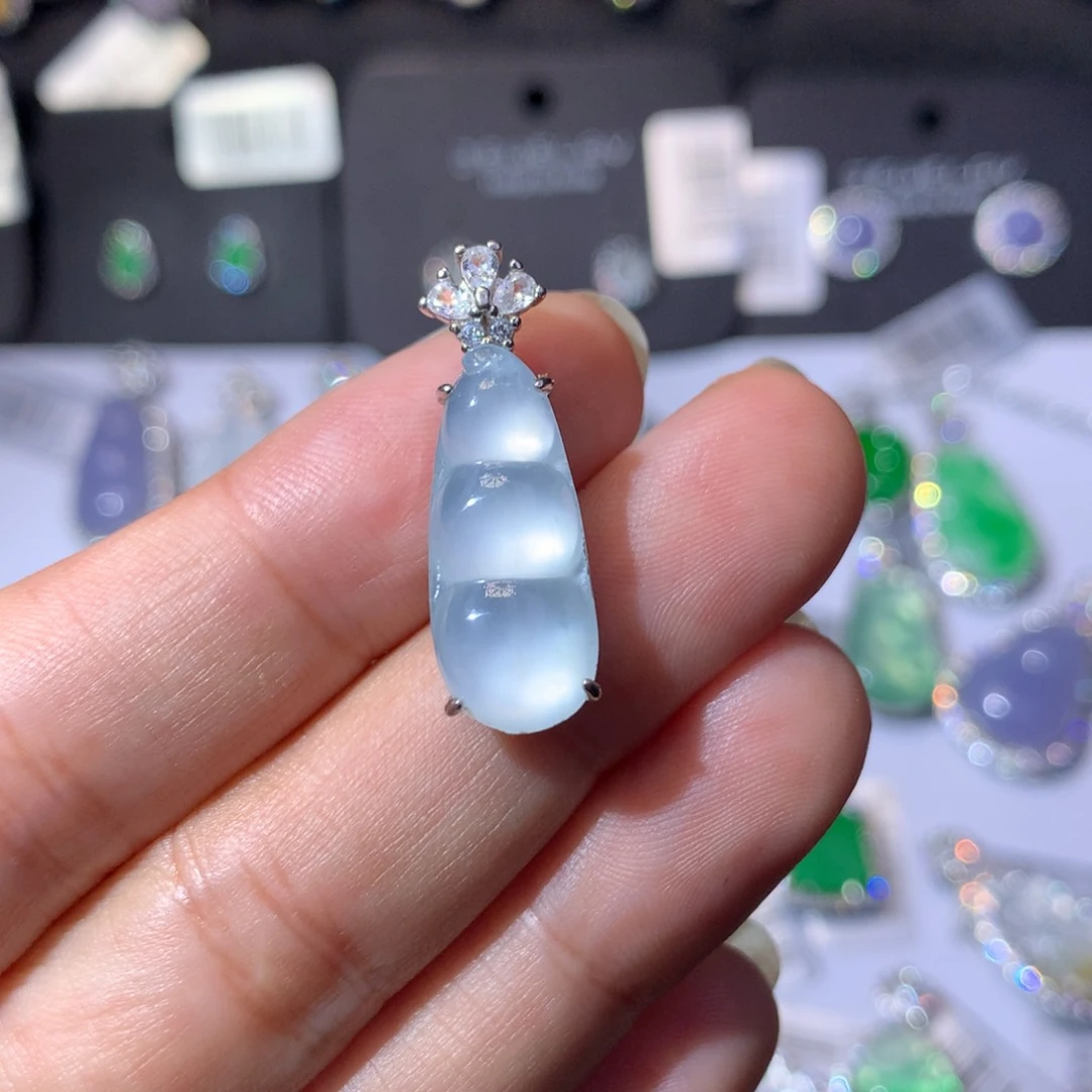 翡翠银S925镶嵌颈饰天然翡翠