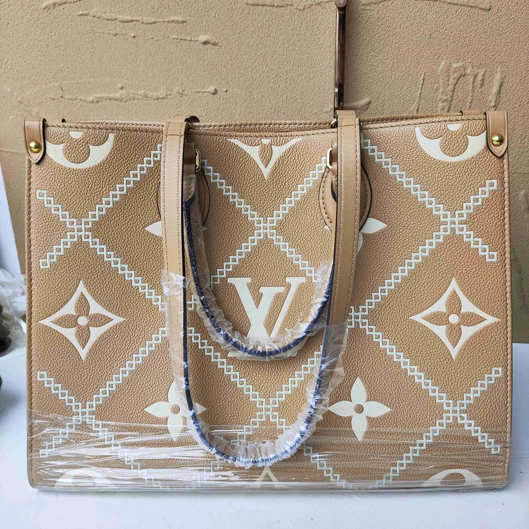 95新 LouisVuitton/路易威登 /KIKI/单肩包/17989525