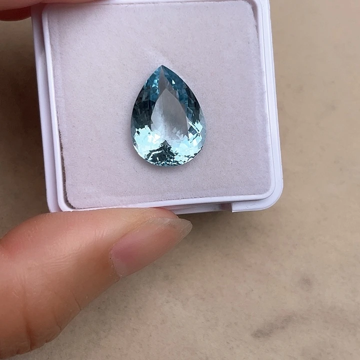 海蓝宝石裸石未镶嵌7.84ct海蓝宝石