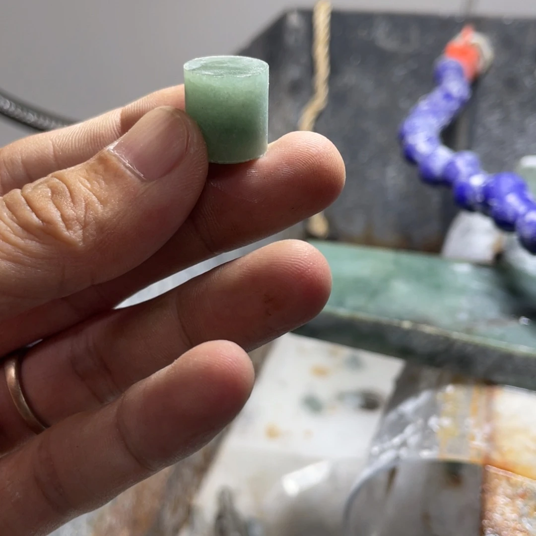 简***生定制翡翠未镶嵌边角料