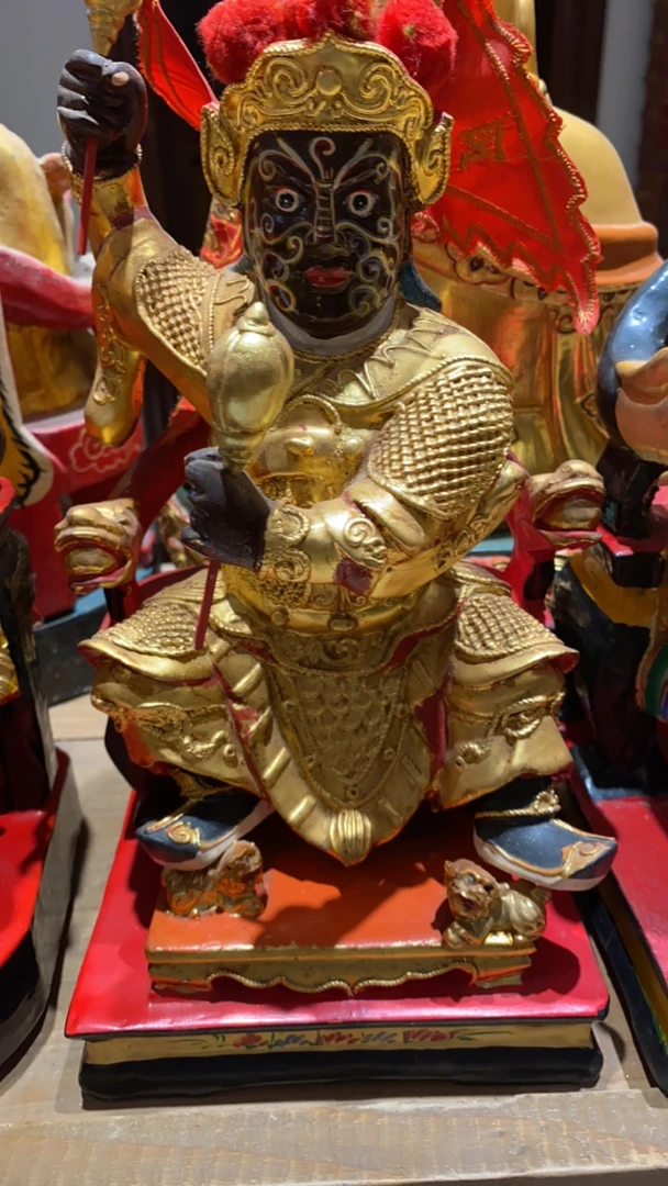 张大人师木雕摆件