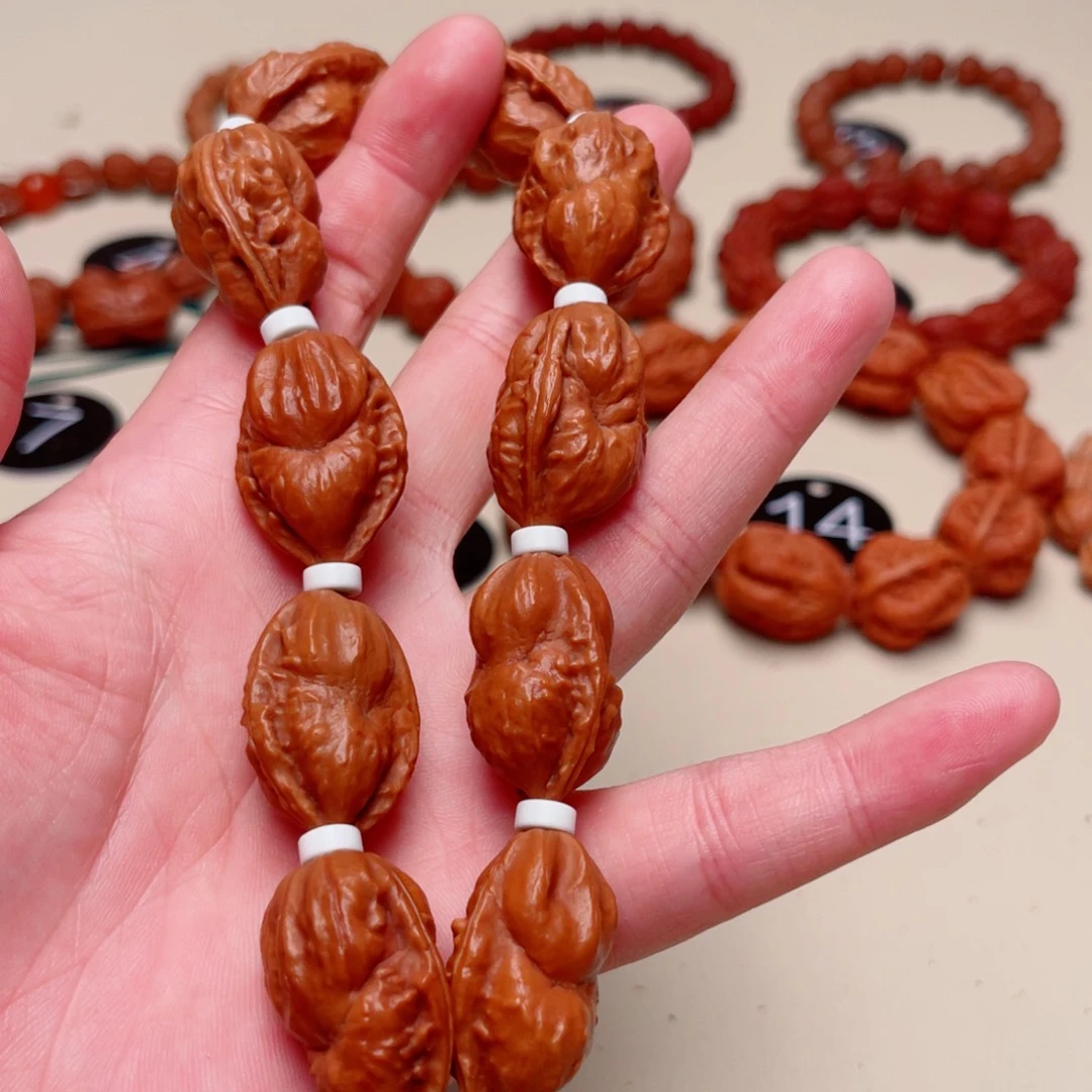 吊坠文玩核桃B****Y佛光