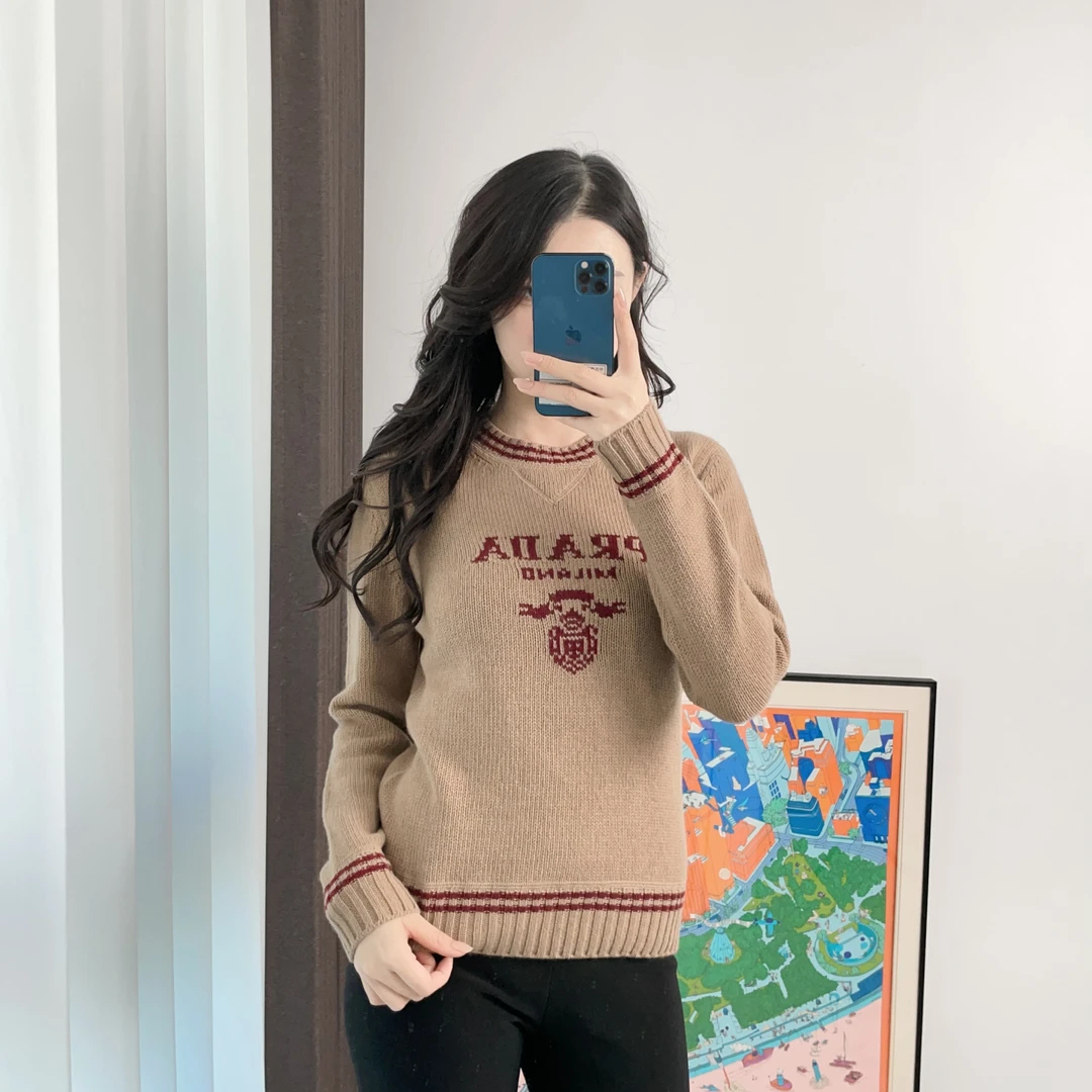 95新 Prada/普拉达 棕色logo针织衫36/251115VRSVP14