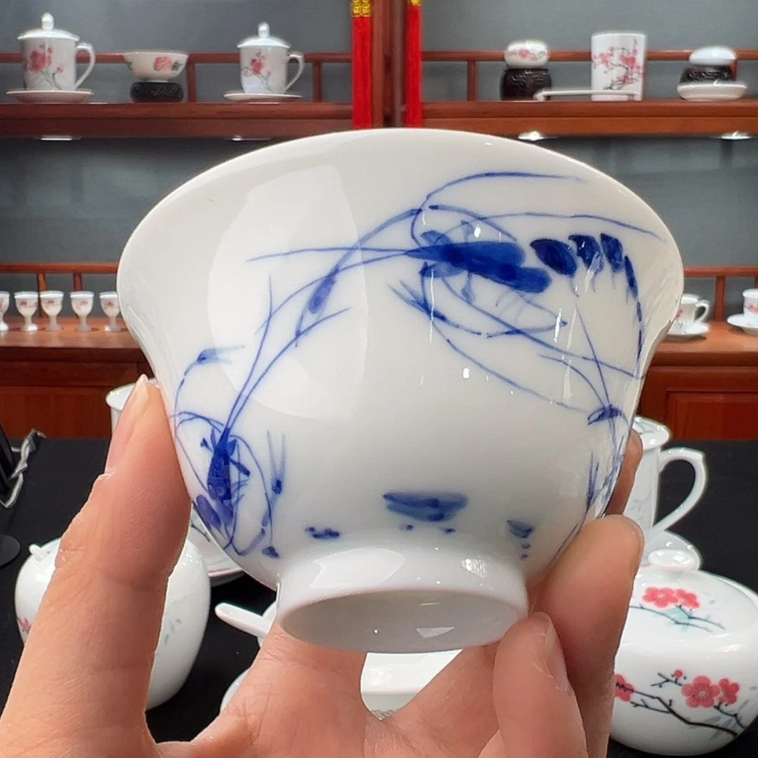 玉泥 青花虾趣撇口杯