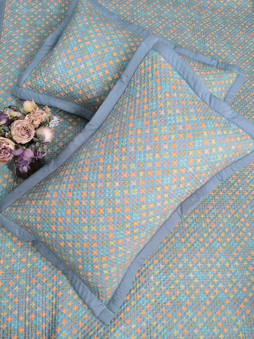 现代风轻奢亲肤枕套 透气丝滑四季通用枕套