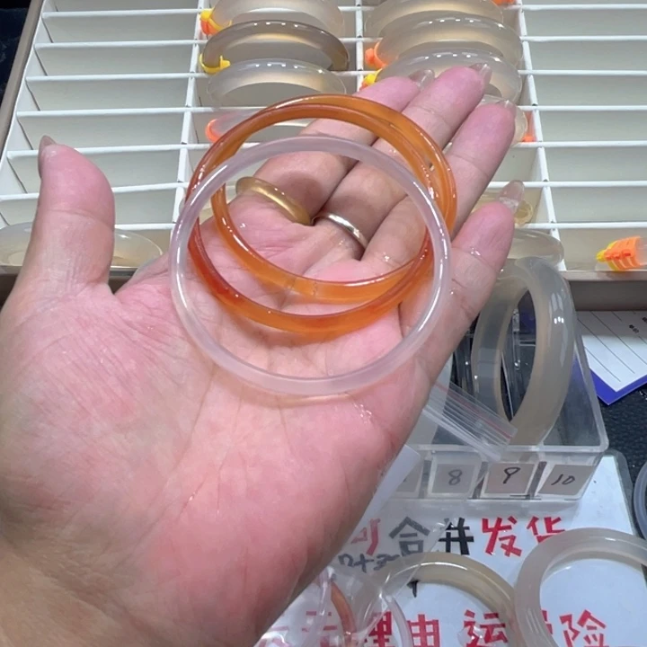 玛瑙/玉髓未镶嵌手镯