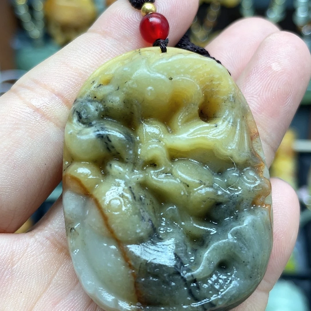 未镶嵌蛇纹石玉颈饰