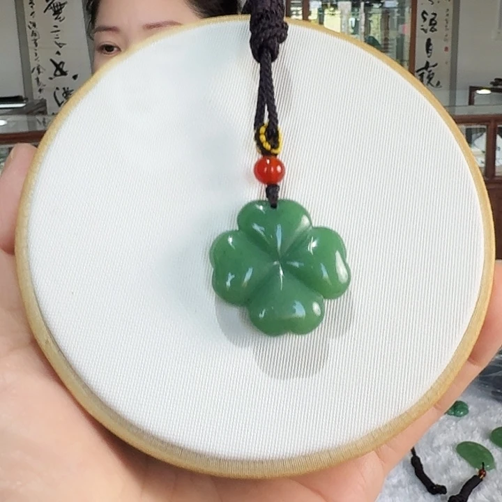 密玉（石英质玉）未镶嵌颈饰