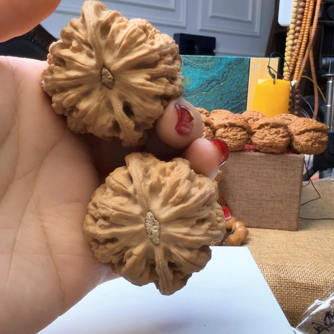 一***愁吊坠文玩核桃闪购