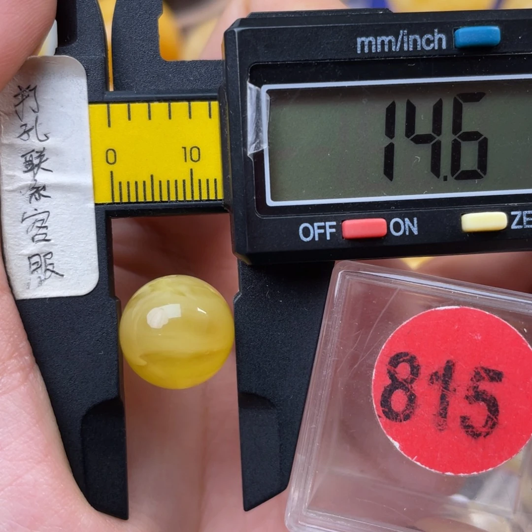 蜜蜡未镶嵌珠宝奇石微瑕