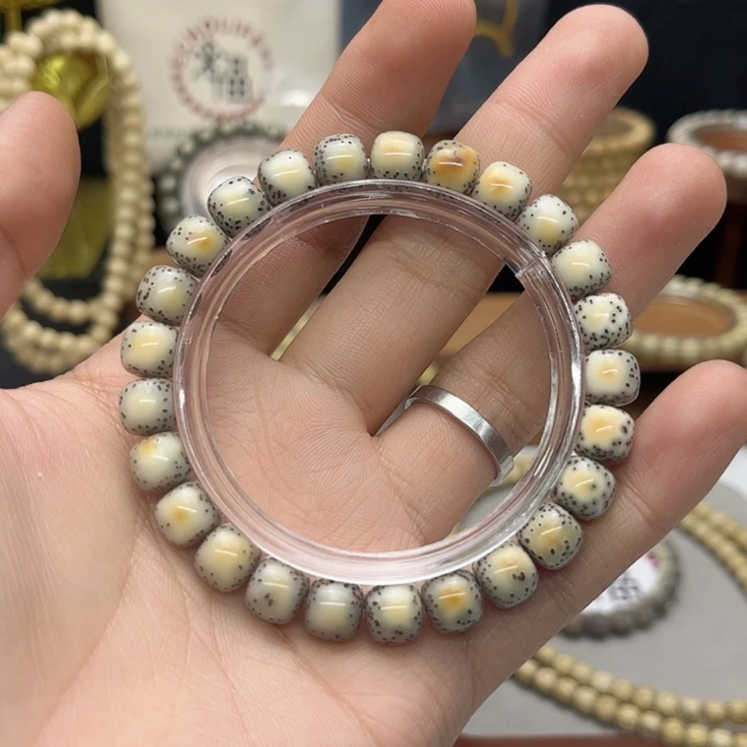 拒***玩星月菩提吊坠侧留白火烧云高货