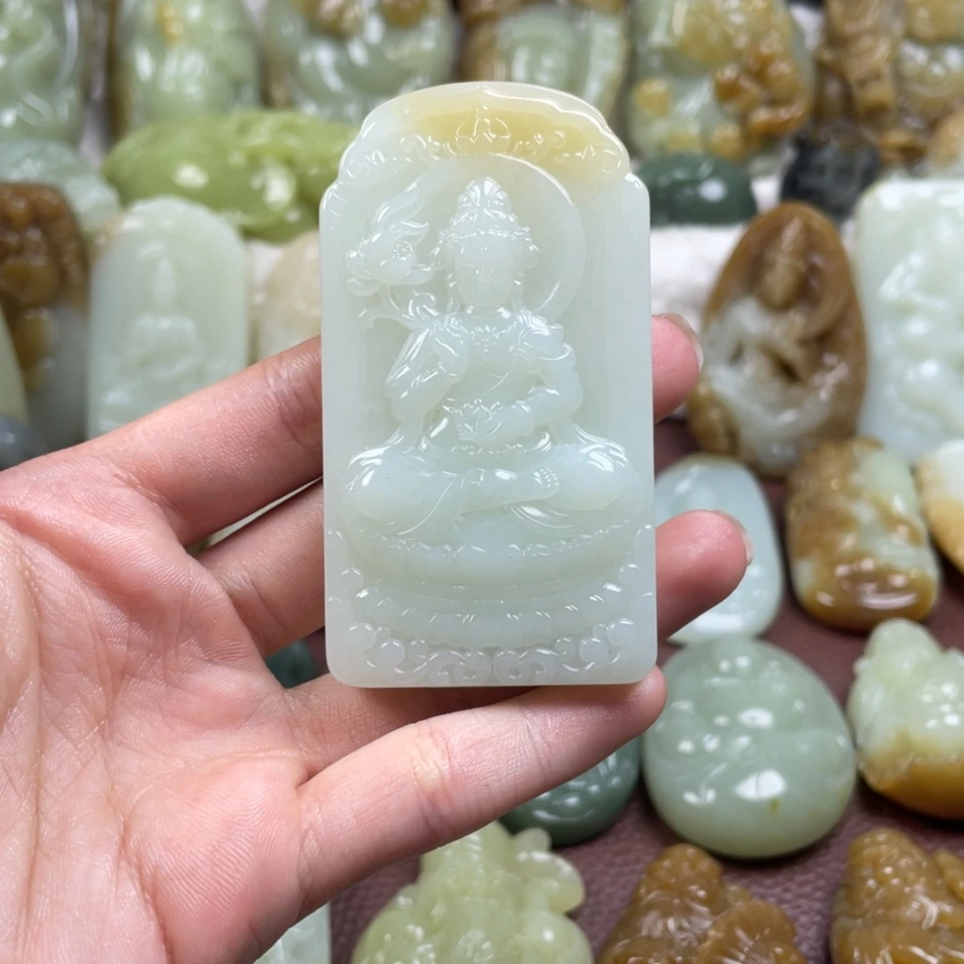 和田玉未镶嵌颈饰