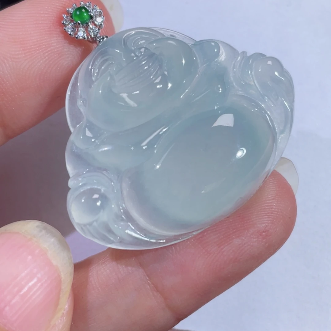 翡翠18K金镶嵌颈饰佛公