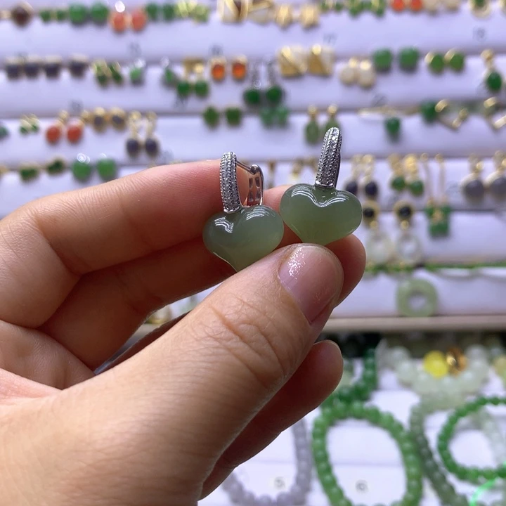 和田玉银S925镶嵌耳饰