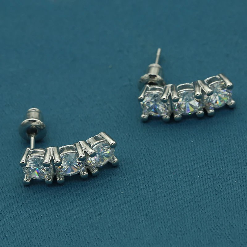 【高级定制】收藏级轻奢时尚设计耳饰v031