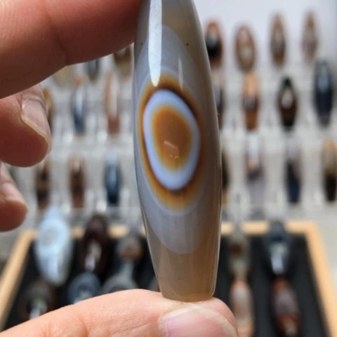 玛瑙/玉髓未镶嵌珠宝半成品