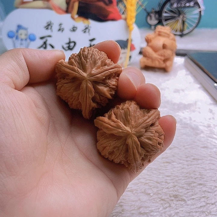 把件文玩核桃侯*席三棱
