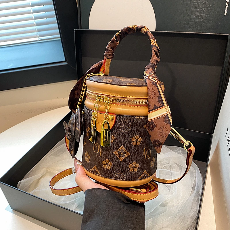 印花水桶包单根斜挎包洋气复古圆筒夏季肩包韩版斜跨潮流