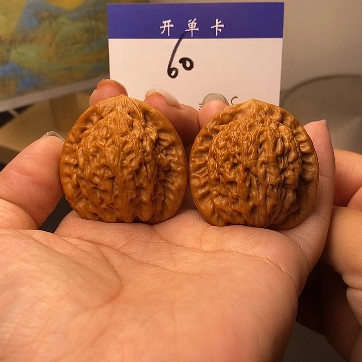 0***0桃核吊坠金公子42有修s