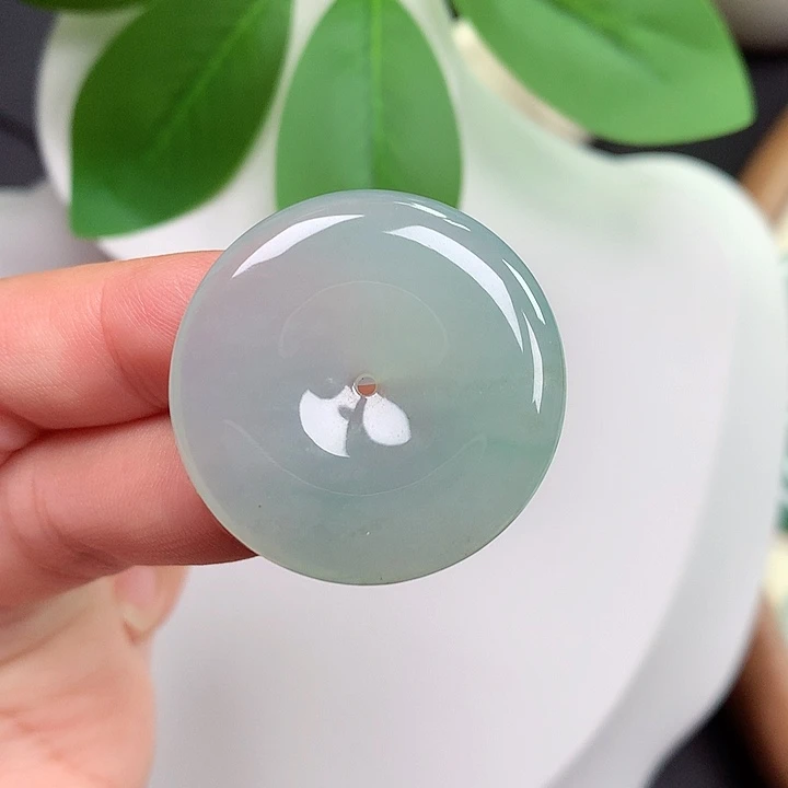 颈饰未镶嵌翡翠平安扣 30.2x5.4mm