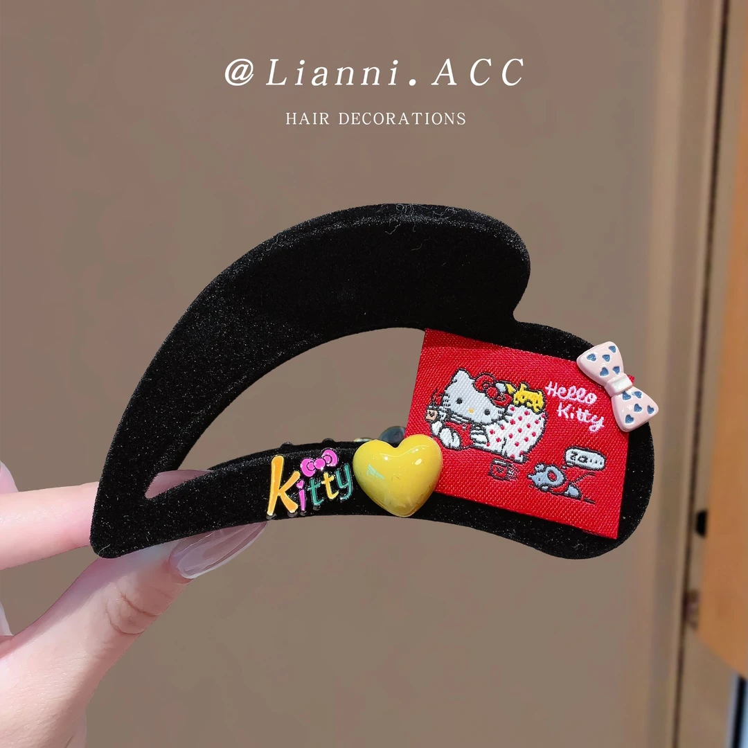 高品质多巴胺减龄HelloKitty爱心洋气抓夹秋冬头饰小众鲨鱼夹发夹