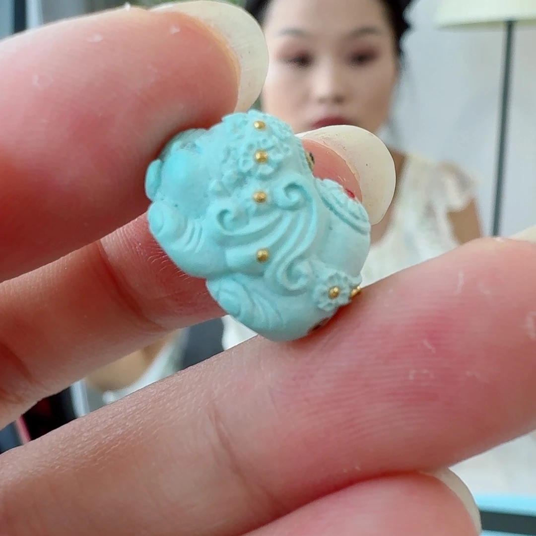 未镶嵌绿松石珠宝奇石