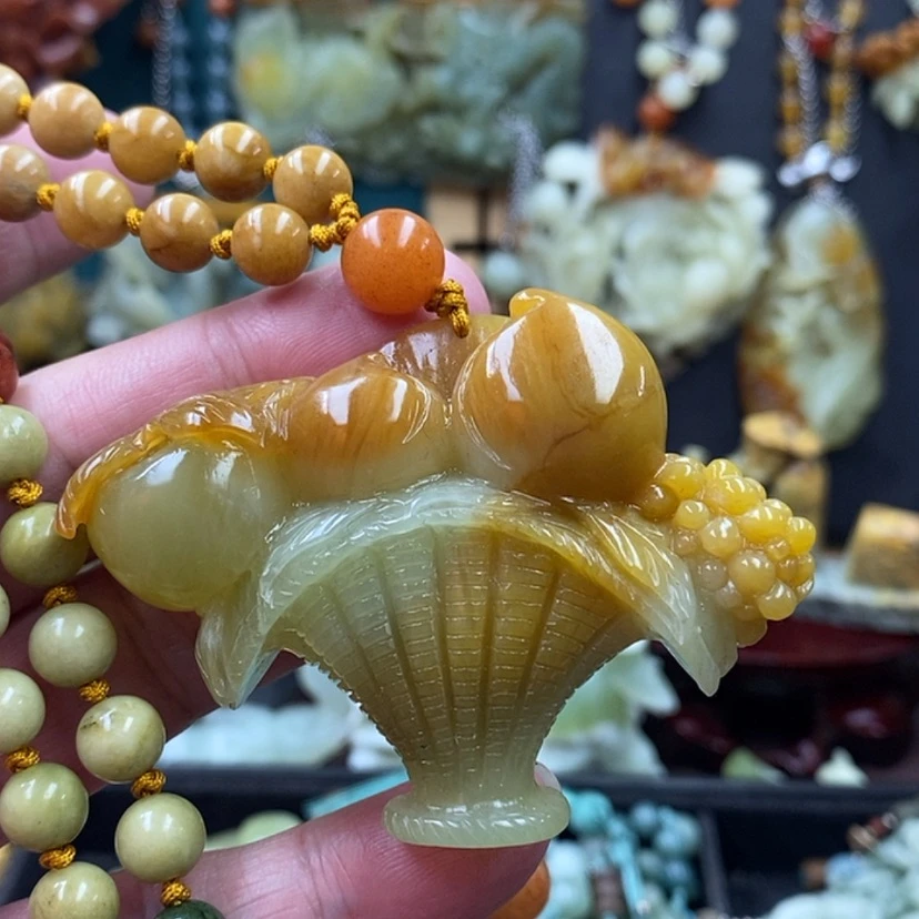 【闪购商品】蛇纹石玉吊坠未镶嵌