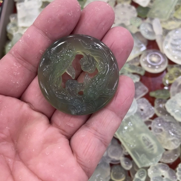 蛇纹石玉合金颈饰