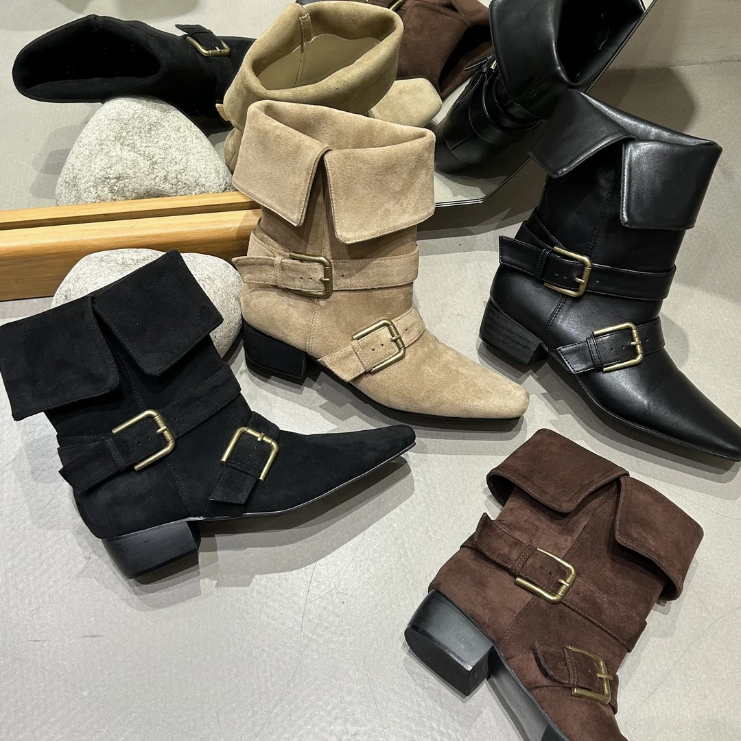 2025韩版新款小众设计复古法式短靴小方头西部靴绒面中筒靴女靴子