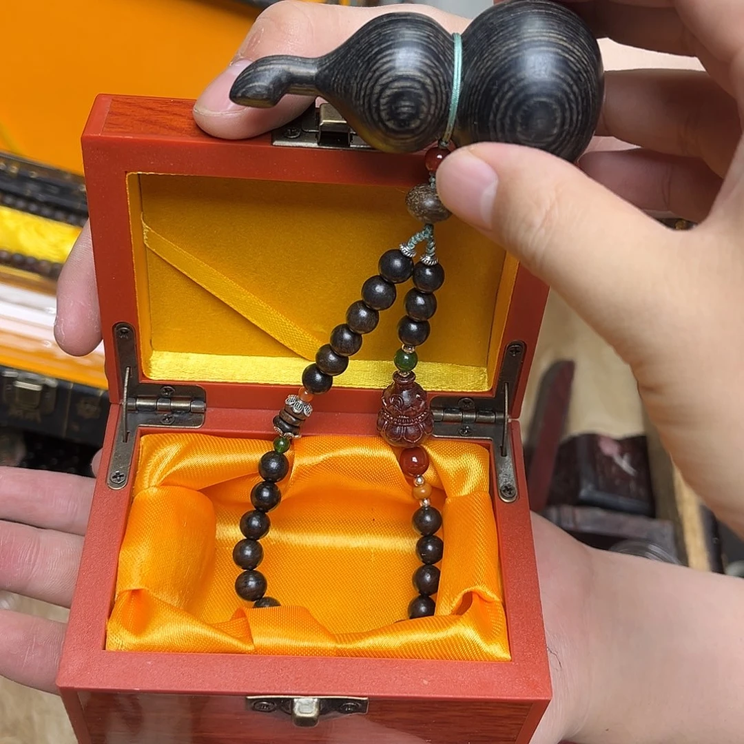 大叶紫檀（黑酸枝木类）