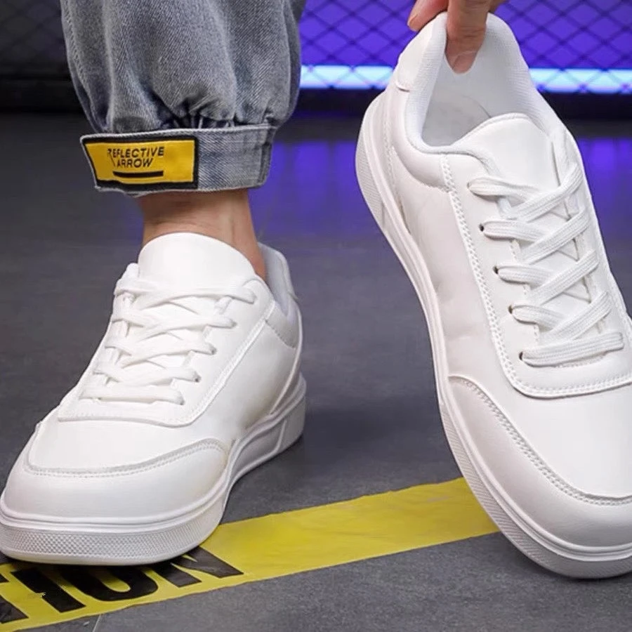 小白鞋百搭款轻薄透气时尚