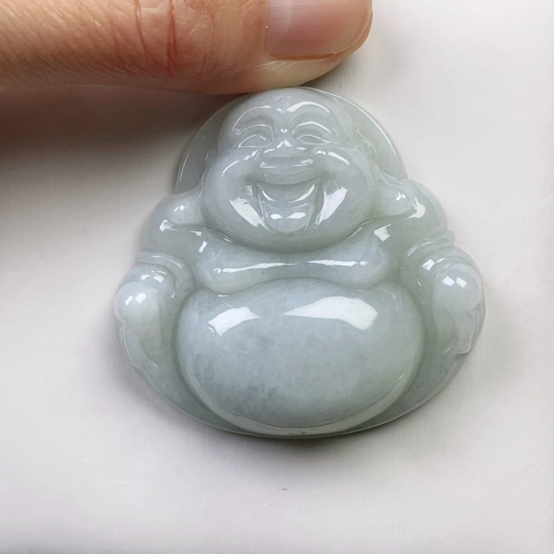 翡翠颈饰未镶嵌渔**?佛公