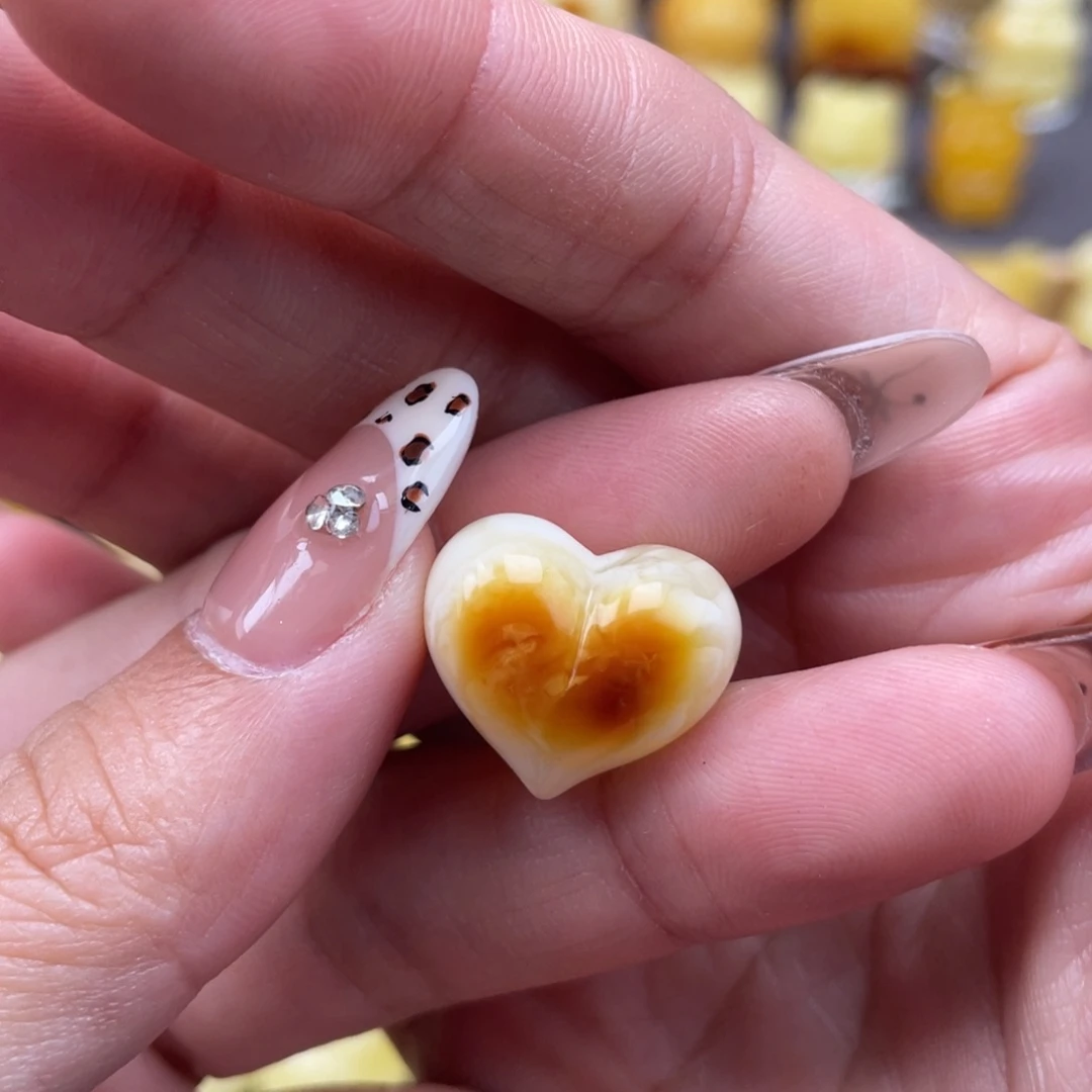 裸石琥珀未镶嵌蜜蜡