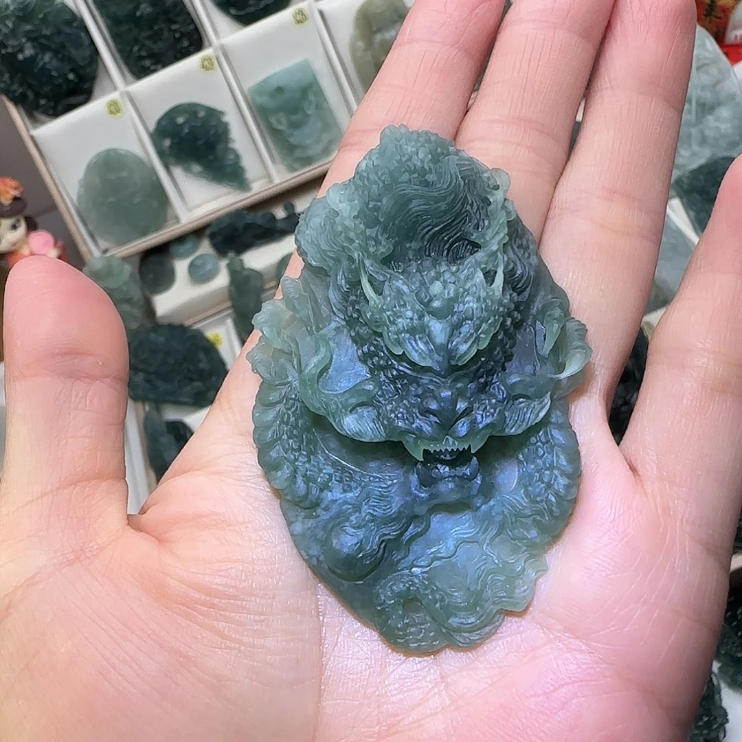 定制翡翠未镶嵌木容珠宝翡翠定制