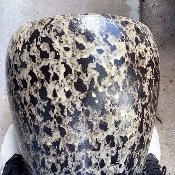 紫砂花盆高约30口约25