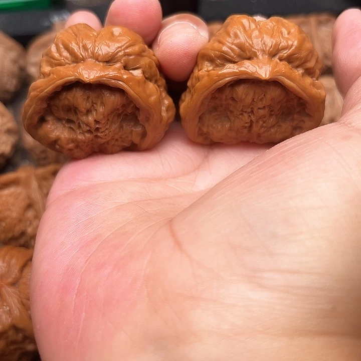 吊坠文玩核桃你们都在
