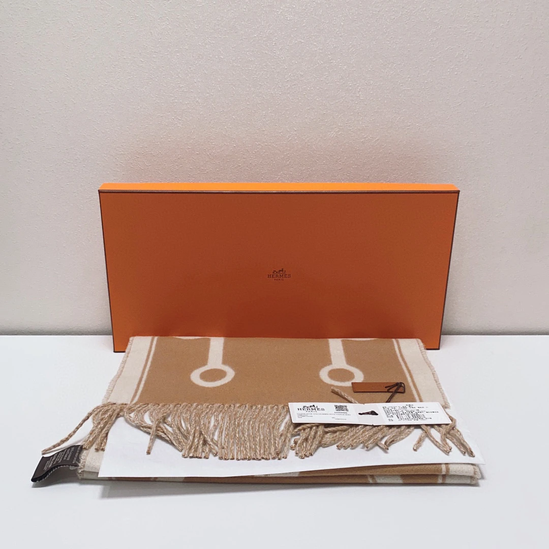 95新 Hermes/爱马仕 尚品一阁/爱马仕围巾