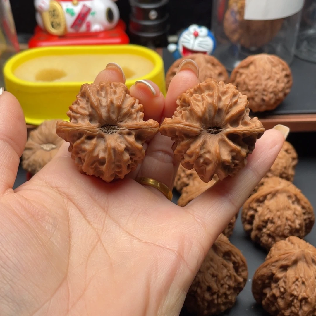 淋***伞文玩核桃把件曹大龙41
