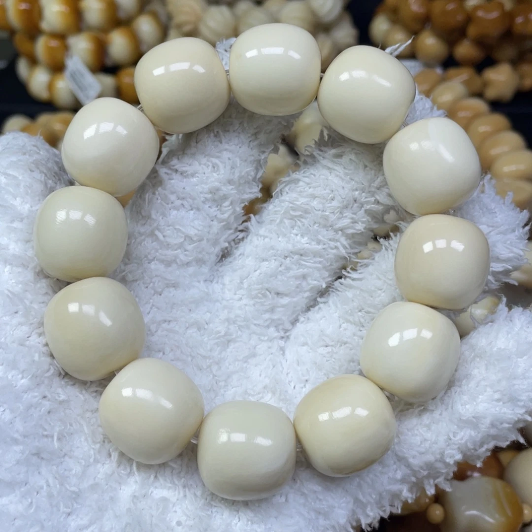 手串菩提根/象牙果11.14.21微瑕枣珠
