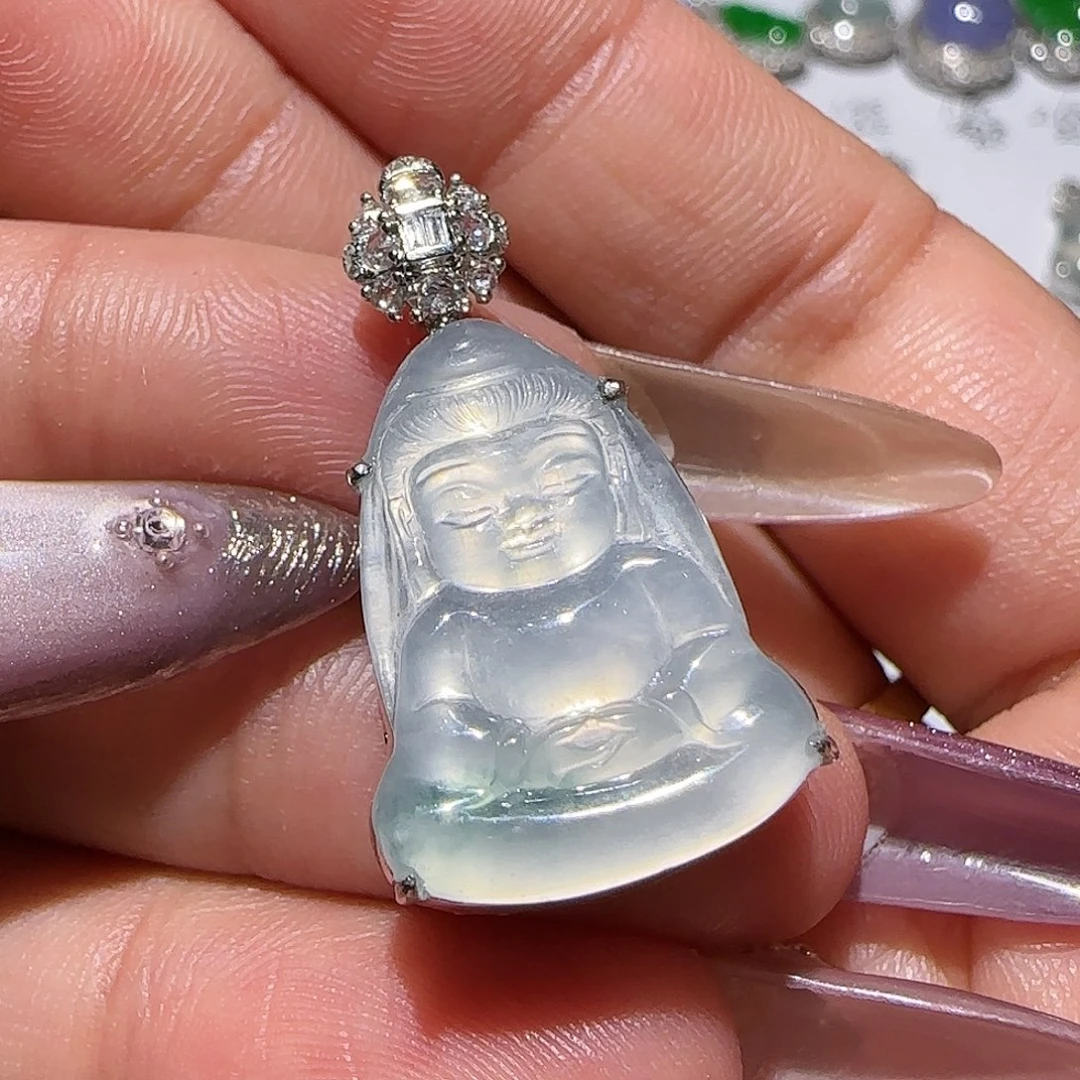 【闪购商品】颈饰18K金镶嵌翡翠天然