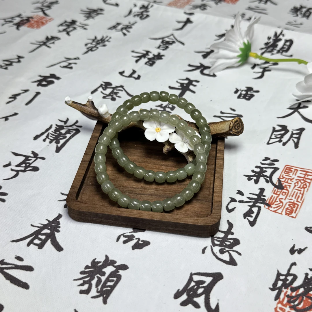 天然和田玉湖水绿直切手串拍一发一多样性发其一 1070060