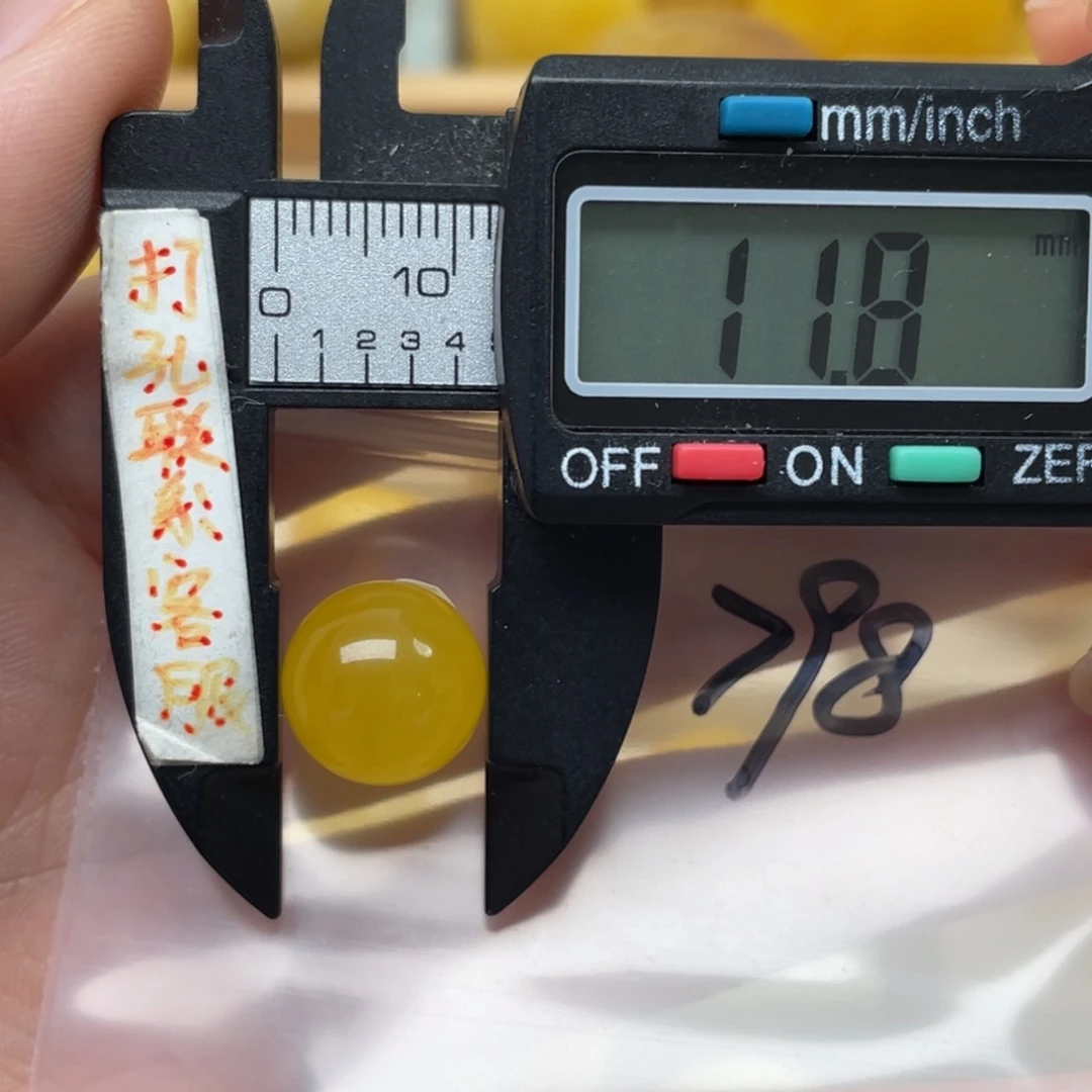 未镶嵌蜜蜡裸石齐**?蜜蜡