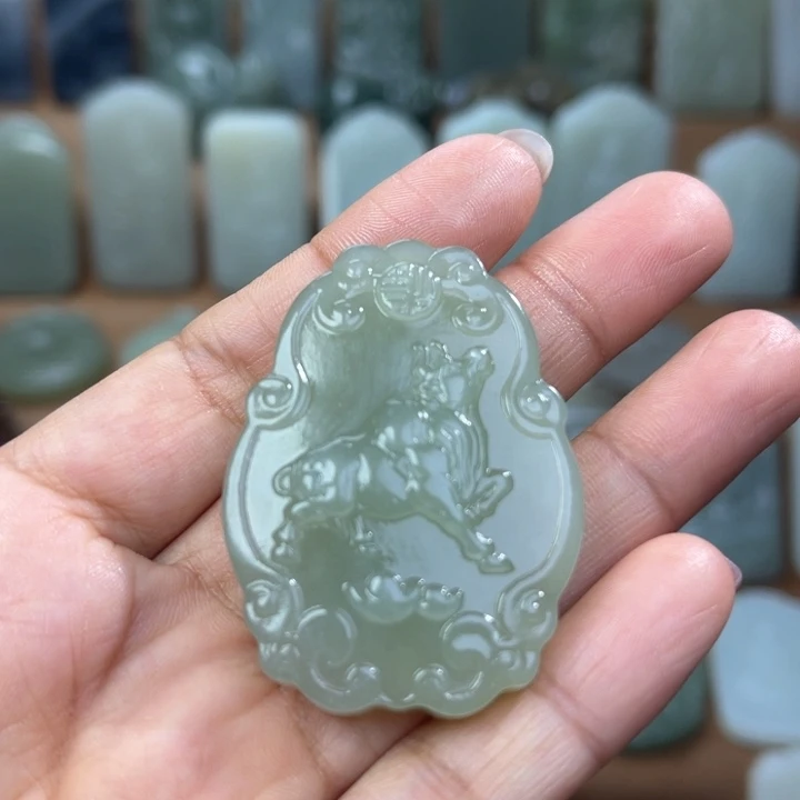 和田玉挂件未镶嵌